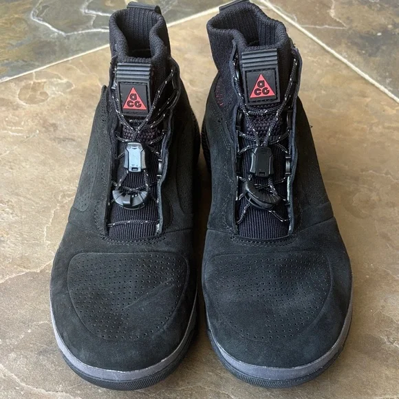 Nike ACG Ruckel Ridge Shoes - Picture 3 of 15